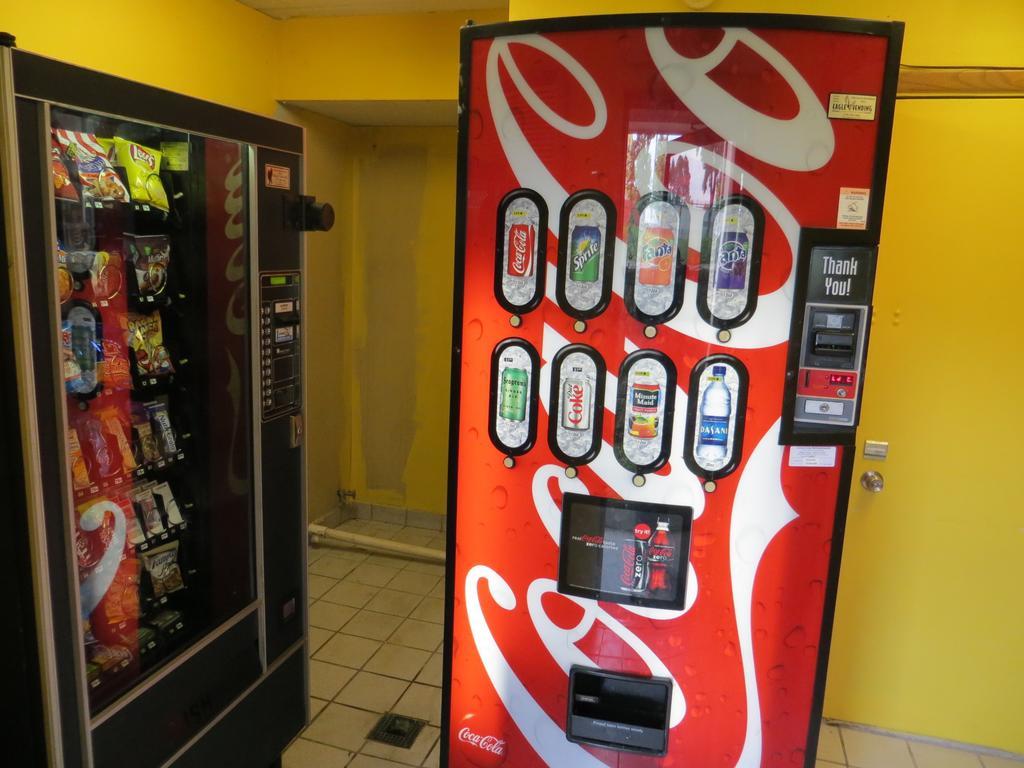 A2C Budget Hotel Atlanta Bagian luar foto