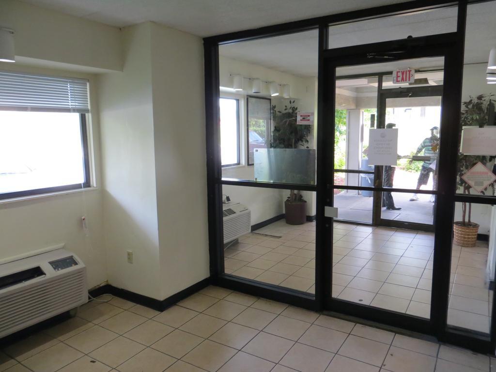 A2C Budget Hotel Atlanta Bagian luar foto